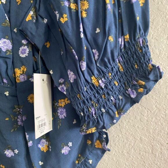 SO Junior’s Navy Floral Cropped Tie Front Puff Sleeve Blouse Top Shirred Back XL - Picture 6 of 6